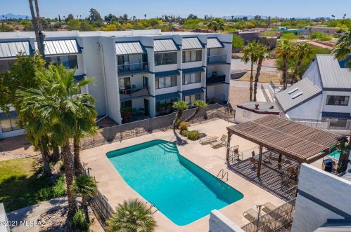 7777 Golf Links Rd, Tucson AZ  85730-1161 exterior