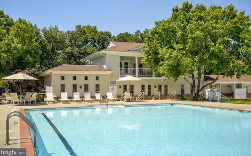 1931 Wilson Ln, Mc Lean VA  22102-4768 exterior