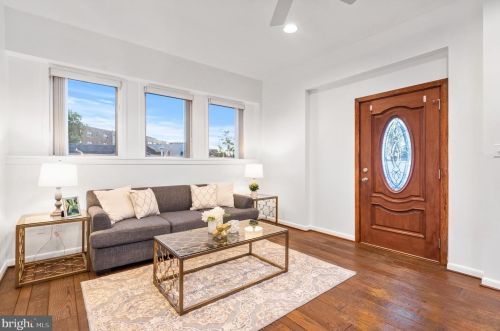 3708 Massachusetts Ave, Washington DC 20016-5812 exterior