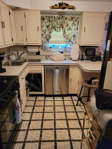 504 North St, Pittsburgh PA 15227-3863 exterior