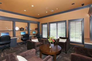 3323 Mccue Rd, Houston TX  77056-7134 exterior