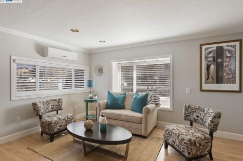 1870 Elinora Dr, Concord CA 94523-2815 exterior