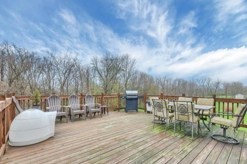 2478 Mt Hope Rd, Middletown NY 10940-7317 exterior