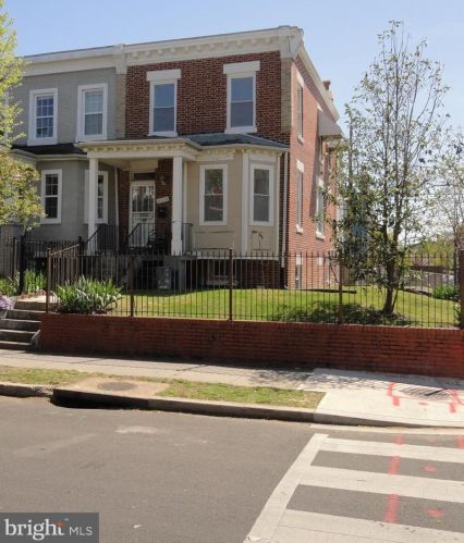 624 Quincy St, Washington DC  20011-5934 exterior