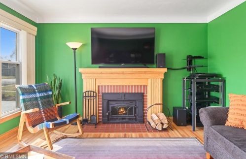 1425 Avon St, Saint Paul MN 55117-4007 exterior