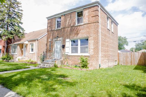 9137 Wallace St, Chicago, IL 60620-2320