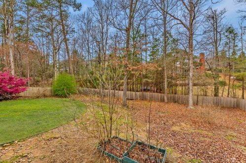 2195 Innsfail Dr, Lithonia, GA 30078-5683