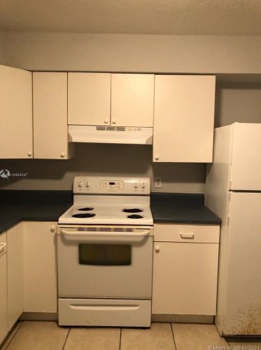 5014 Sanibel Ave, Fort Pierce FL 34951-5058 exterior