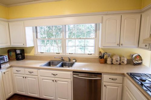 6688 Brandon Ml Rd, Atlanta GA 30328-2031 exterior