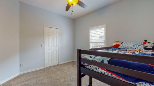 2081 Burlington St, Fort Pierce FL  34984-4350 exterior