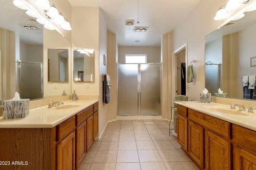 24032 Lakeway Cir, Chandler AZ 85248-7312 exterior