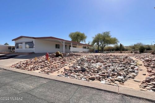 1757 Pacana Way, Green Valley AZ 85614-4354 exterior