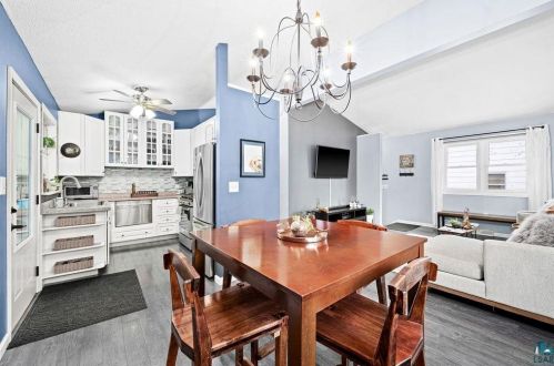 4923 Oakley St, Duluth MN 55804-1274 exterior