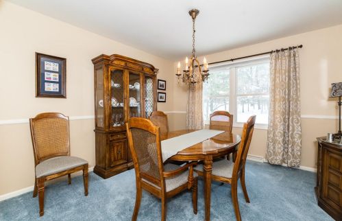 2910 5 St, Kalamazoo MI 49009-8589 exterior