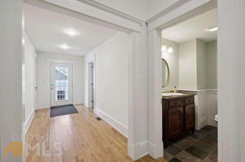 335 9 St, Atlanta GA 30309-4209 exterior