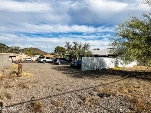 11232 18 Dr, Phoenix AZ 85007-2431 exterior