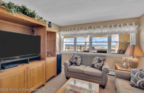 1900 Ocean Ave, Belmar NJ 07719-2455 exterior