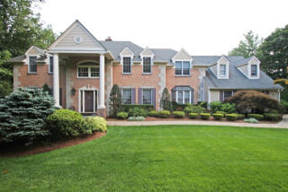 70 Westview Rd, Wayne NJ  07470-6233 exterior