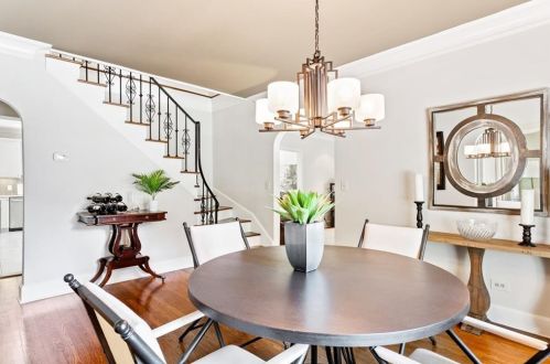 3608 Kingsboro Rd, Atlanta, GA 30319-1313