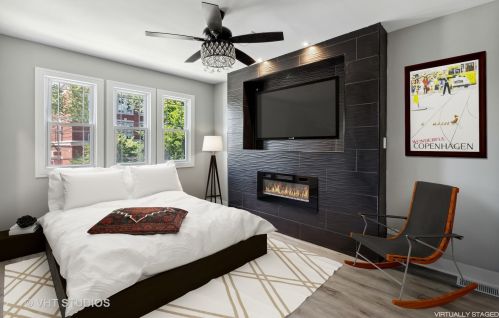 9145 University Ave, Chicago IL 60619-7946 exterior