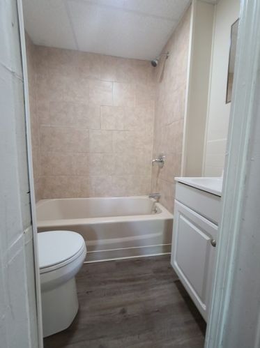 363 Newbury St, Springfield MA  01104-2524 exterior