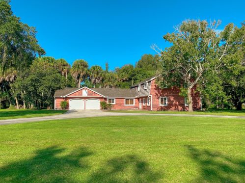 151 Hartman Rd, Fort Pierce FL  34947-3401 exterior