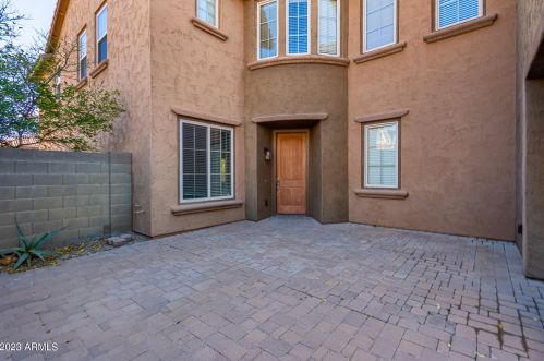 21713 38th Way, Phoenix AZ  85050-4923 exterior