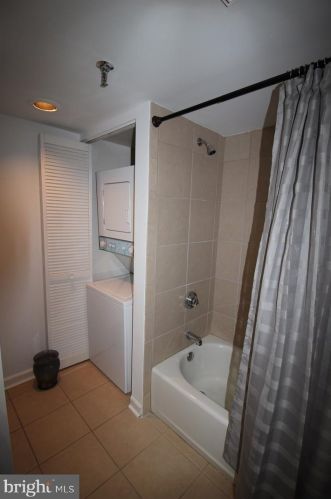 2001 Hamilton St, Philadelphia PA 19130-4298 exterior