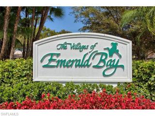 418 Emerald Bay Cir, Naples, FL 34110-8680