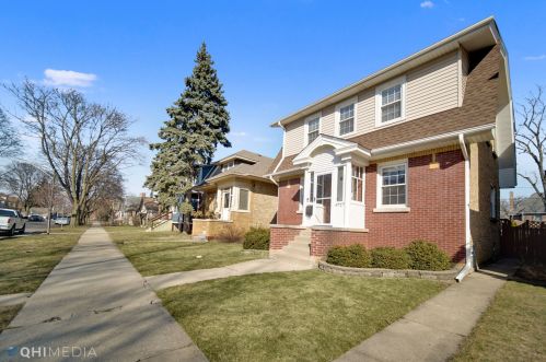 6727 Oketo Ave, Chicago, IL 60631-1332