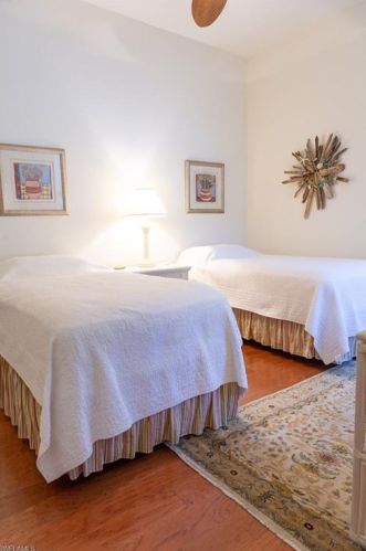 8912 Mustang Is Cir, Naples FL 34113-1642 exterior