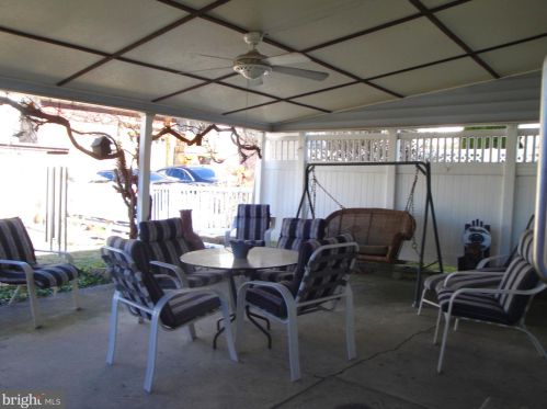 522 Carbon St, Primrose PA 17901-3720 exterior