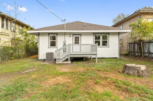 813 Elsbeth St, Dallas TX 75208-4227 exterior