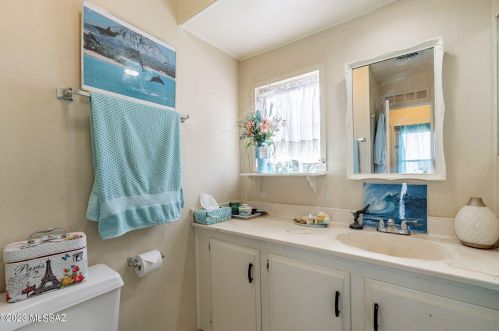 5609 Flying M St, Tucson AZ  85713-6420 exterior