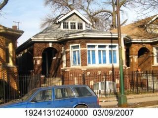 6624 California, Chicago IL  60645-4404 exterior