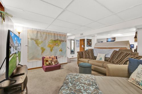 209 70, Milwaukee WI 53218-1815 exterior