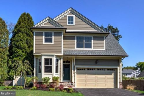 73 Leavitt Ln, Princeton, NJ 08540-3921