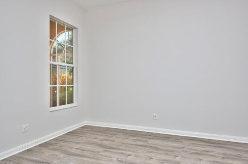 5283 Hawkesbury Way, Naples FL 34119-9582 exterior