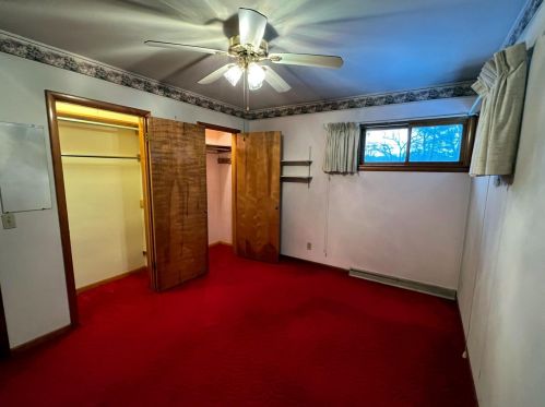 135 Grn Crk Rd, Meskegon MI 49445-2250 exterior