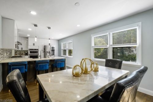 1626 Larkspur Dr, Mountainside NJ  07092-1347 exterior