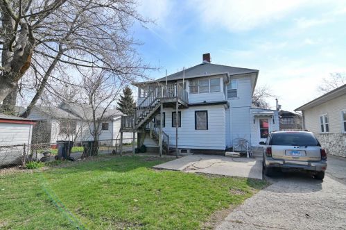 24 Philippa Ave, Waukegan IL 60085-4136 exterior