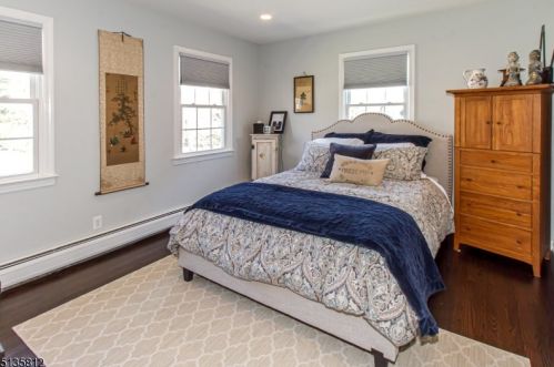 3 Marion Ln, Scotch Plains NJ 07076-2924 exterior