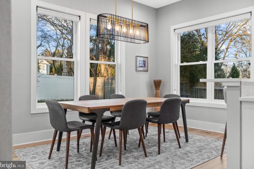 6714 Van Fleet Dr, Mc Lean VA  22101-5140 exterior