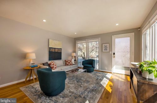 710 3 St, Washington DC 20001-2625 exterior