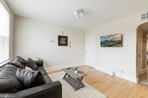 916 19 St, Washington DC 20002-4085 exterior