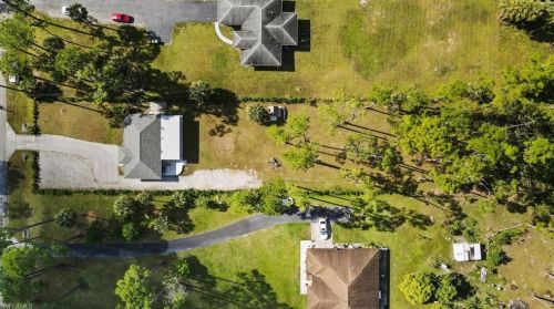 2635 16 Ave, Naples FL 34120-3510 exterior