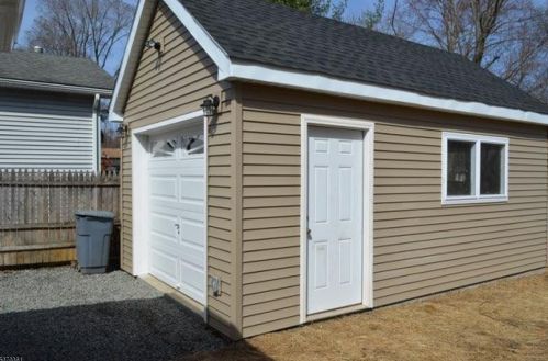 10 Fairfield Ave, Warren NJ  07059-5706 exterior