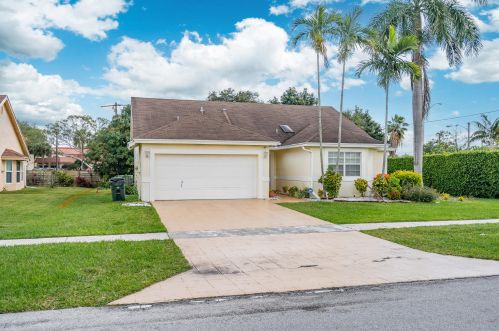 5140 5th Ave, Boca Raton FL  33487-3723 exterior