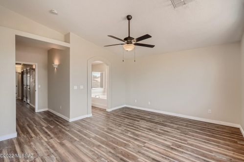 8979 Maxwell Dr, Tucson AZ  85747-5181 exterior