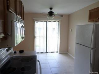 29376 Apple Garden Blvd, New Baltimore MI  48047-3745 exterior